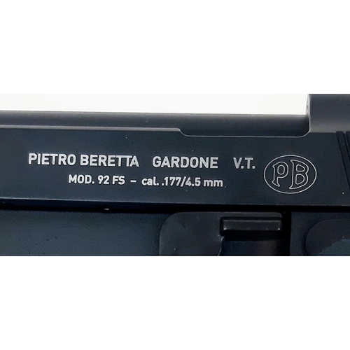 757 - A Beretta (Umarex) Co2 Air Pistol with Carry Case. Comes with ammo and safety googles. In good condi... 