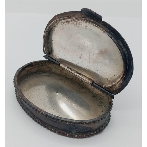 1106 - A Rare Antique Hinge Lid, Coin Inset, Oval Snuff Box. 7cm Length.