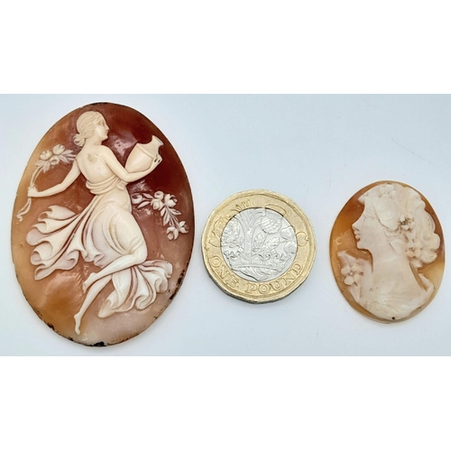 848 - 2 X HAND CARVED CAMEOS DIFFERENT SIZES.  50mm x 38mm and 29mm x 23mm. Total weight: 12.6g

A/S 2002