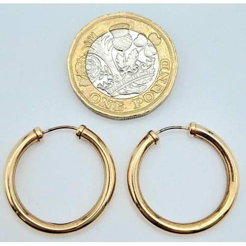 572 - A 9K YELLOW GOLD HOOP EARRINGS 1.1G  11mm x 11mm

A/S 2008