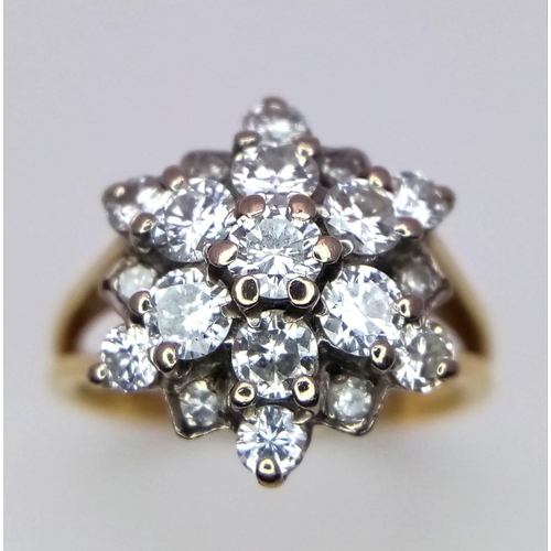 100 - AN 18K YELLOW GOLD DIAMOND CLUSTER RING - 1CT. 3.7G. SIZE H