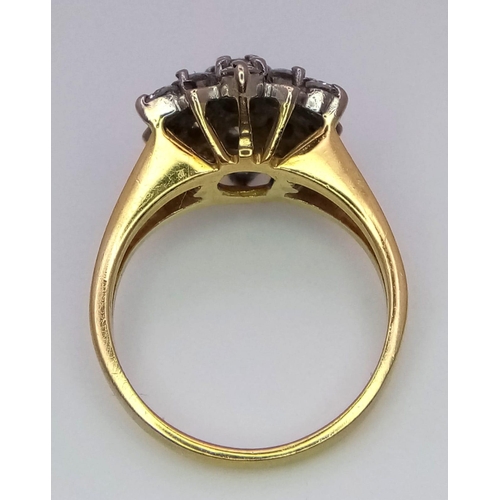 100 - AN 18K YELLOW GOLD DIAMOND CLUSTER RING - 1CT. 3.7G. SIZE H