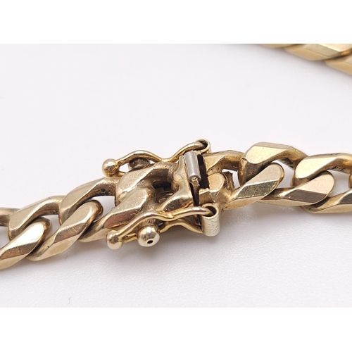 30 - A 9 K yellow gold chain bracelet, Fully hallmarked, length: 23.5 cm, weight: 21.3 g.