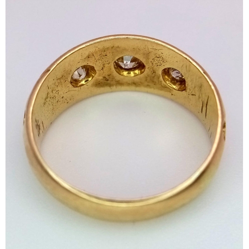 543 - AN 18K YELLOW GOLD ANTIQUE 3 STONE OLD CUT DIAMOND RING. 0.35CT. 5.7G SIZE M HALMARKED CHESTER 1882