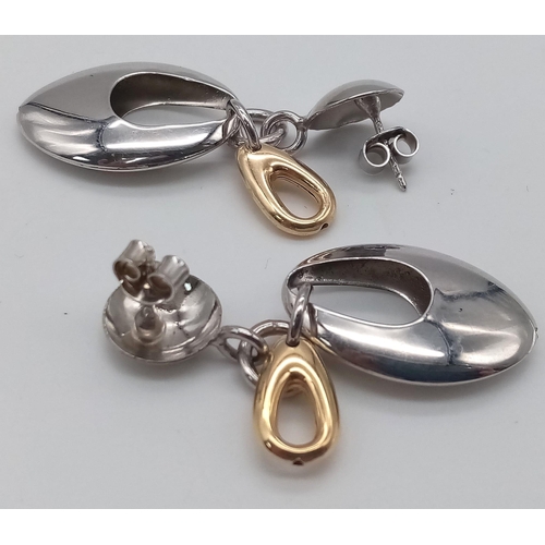 1238 - A sterling silver, two tone pair of earrings, drop: 4 cm, total weight: 8 g.