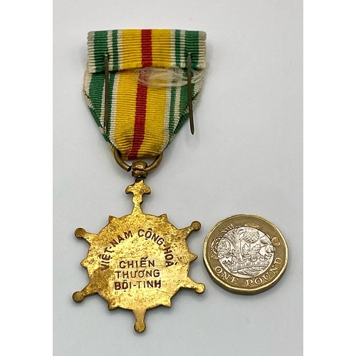 195 - Vietnam War Era ARVN Battle Wound (Saigon Hero) Medal