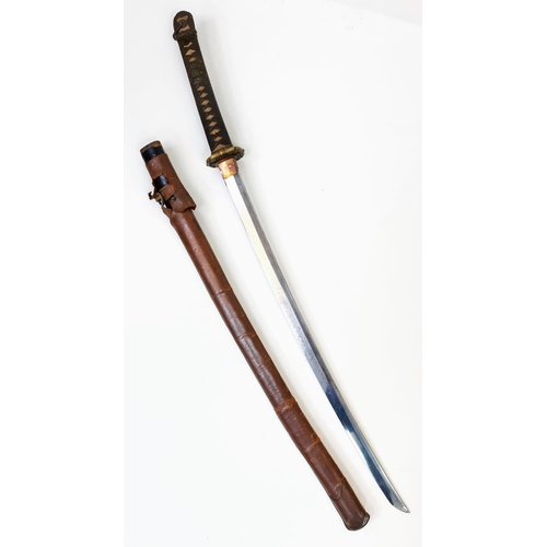 313 - WW2 Japanese Officers Type 98 Shin-Guntō Sword. Leather combat scabbard. Nice markings on the Tang, ... 