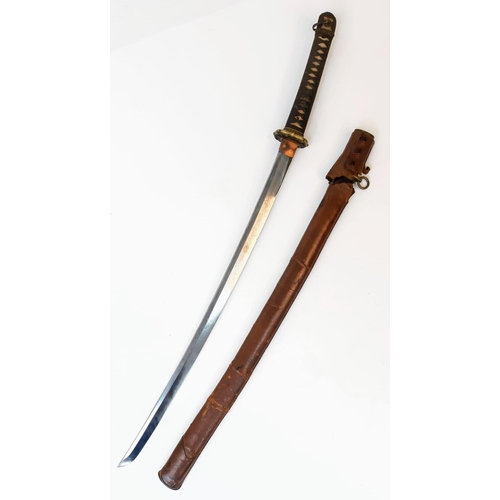 313 - WW2 Japanese Officers Type 98 Shin-Guntō Sword. Leather combat scabbard. Nice markings on the Tang, ... 