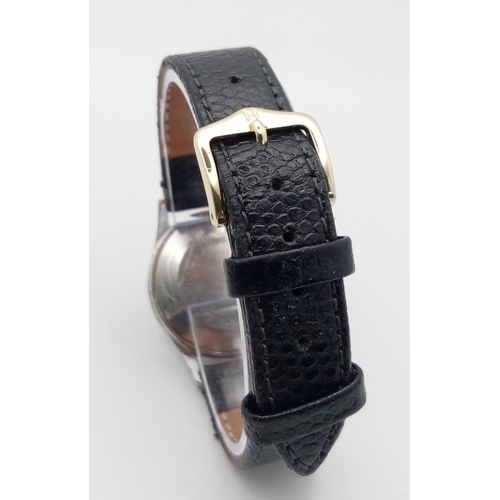 45 - A Vintage Zenith Ladies Watch. Brown leather strap. Stainless steel case - 28mm. Silver tone dial wi... 