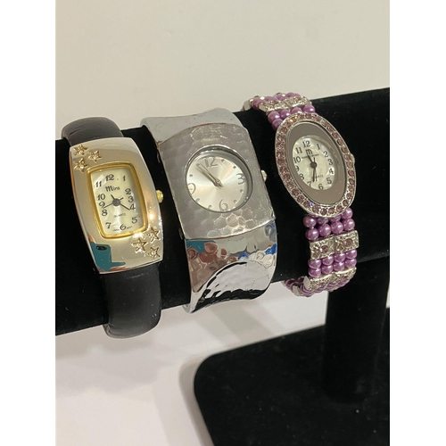 1015 - 3 x ladies QUARTZ BRACELET WATCHES to include Marks & Spencer. All watches in full working order