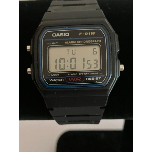 1064 - 2 x CASIO DIGITAL f 91W Wristwatches. Water resistant with rubber diver straps. Full working order.