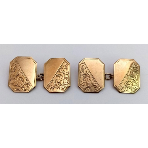 115 - A 9 K yellow gold pair of beautifully hand engraved cufflinks. Weight: 4.3 g.