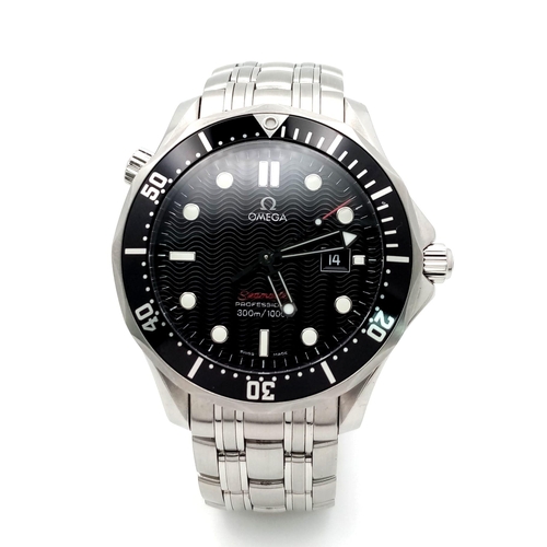 234 - An Omega Seamaster Professional Gents Watch. Stainless steel bracelet and case - 41mm. Black dial wi... 