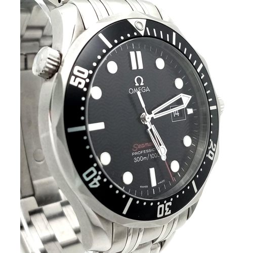 234 - An Omega Seamaster Professional Gents Watch. Stainless steel bracelet and case - 41mm. Black dial wi... 