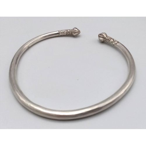 871 - A Vintage Silver Arm Bangle. 78.7g weight.