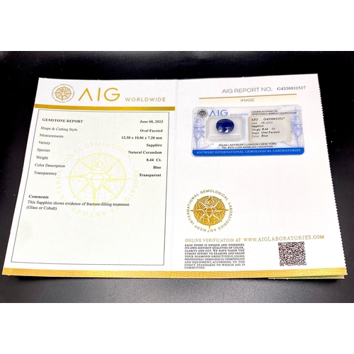 282 - A 8.44ct Natural Blue Sapphire, in the Oval Faceted shape. Comes with the AIG Milan certificate