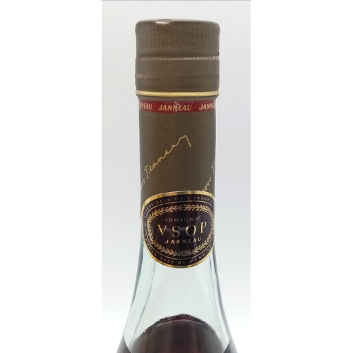 1308 - A Rare Bottle of Vintage 20th Century Janneau Grand Armagnac VSOP. 70cl Bottle. In original presenta... 