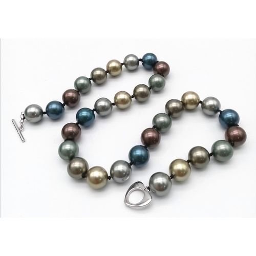 284 - A Metallic Multi-Colour South Sea Pearl Shell Bead Necklace. 12mm beads. 42cm necklace length.