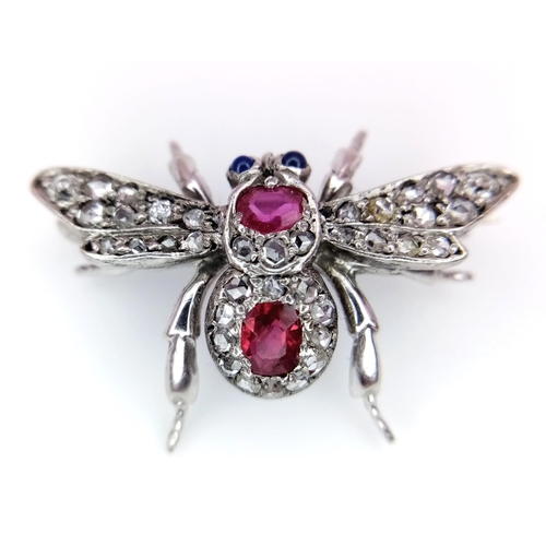 1137 - A GEORGIAN BUSY BEE BROOCH WITH BURMESE RUBY AND  DIAMONDS WITH SAPPHIRE EYES .  3.8gms