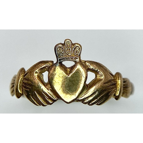 1375 - A 9K YELLOW GOLD CLADDAGH RING. 1.1G. SIZE N