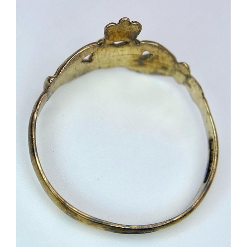 1375 - A 9K YELLOW GOLD CLADDAGH RING. 1.1G. SIZE N