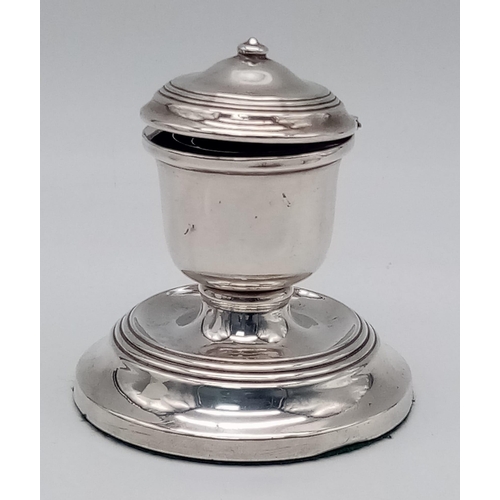 979 - An Antique Sterling Silver Inkwell. Hallmarks for Birmingham 1908. Weighted - total weight 193g.