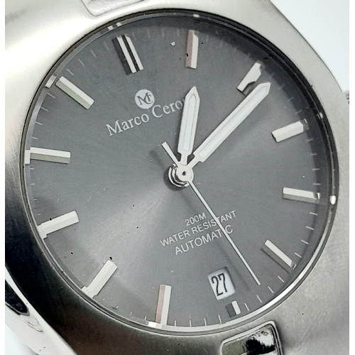 1501 - A Marco Ceroni Watch. Stainless steel bracelet and case - 40mm. In working order. Comes with a case.