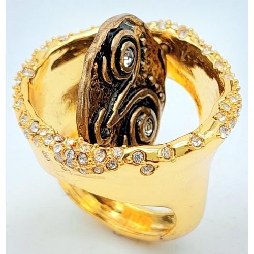 175 - A fabulous and unusual ALEXIS BITTAR creation, a stone set, “Revolving ancient coin ring” with the t... 