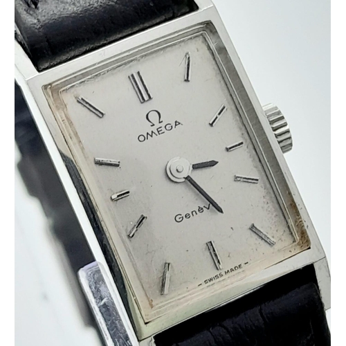 303 - A Vintage Omega Ladies Cal. 483 Watch. Black leather strap. Stainless steel rectangular case - 16mm.... 