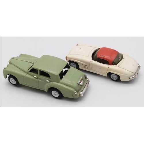 516 - 2 VINTAGE TRI-ANG SCALEXTRIC CARS... (SEE PHOTOS)