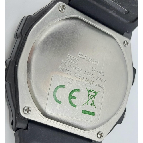 1485 - A Highly Collectible Casio Men’s Digital Resin Watch, Model W86-3298. Full working order.