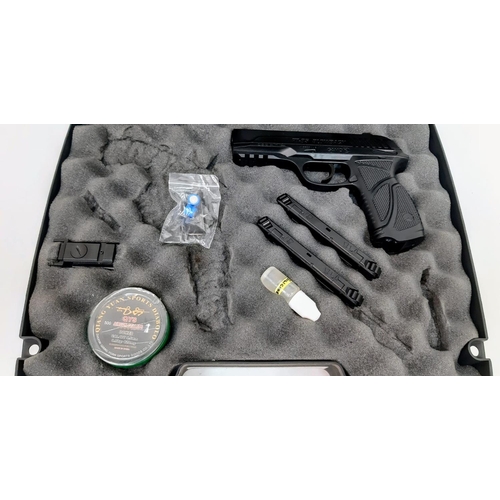 1105 - An Excellent Condition (As New) Gamo PT-85 Blowback .177 CO2 Pellet Pistol. Comes with additional fi... 