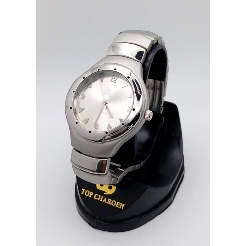 886 - An Ex-Display Men’s, Two Tone, Stainless Steel Watch by Top Charoan, Japan. 40mm including crown. Re... 