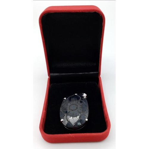 610 - A Fancy Blue Sapphire Silver Pendant set in 925 Sterling silver. 70ct. W-36g. 5.5cm. Ref: VO-1771. C... 