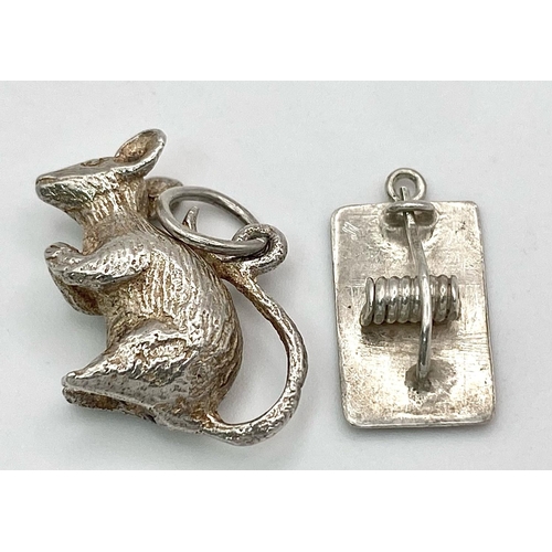 1273 - 2 X STERLING SILVER CHARMS RAT AND RAT TRAP! 4G