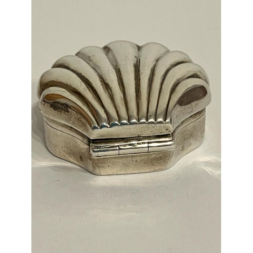 792 - Vintage SILVER PILL BOX in the form of a SHELL. Silver hallmark to base.