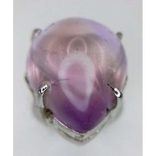 162 - An Amethyst Cabochon 925 Silver Ring. 45ct. W-16g. Size P/Q. Comes with a presentation case. Ref: VO... 