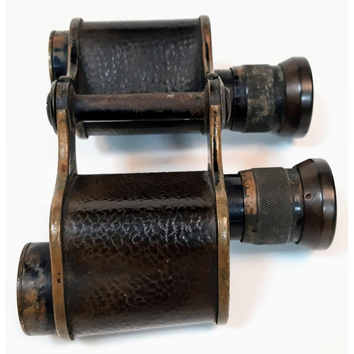 243 - An original, pair of WW1, British Forces, Binoculars made in 1918 by A. KERSHAW in Leeds. In excelle... 