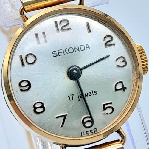 446 - A Vintage 9K Gold Cased USSR Gold Sekonda Ladies Watch. A/F.