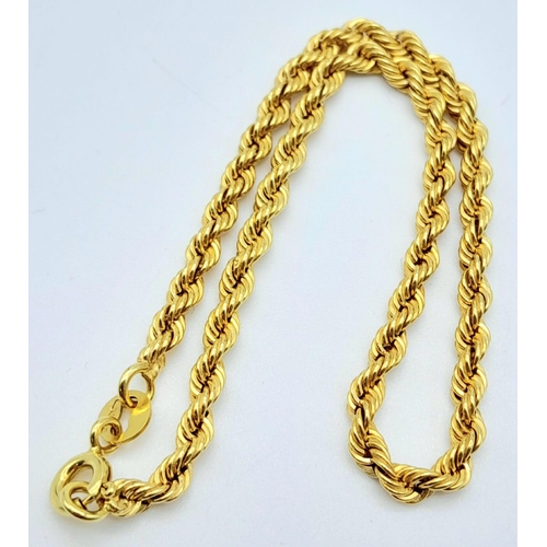 66 - An Italian 9K Yellow Gold Rope Bracelet. 17cm. 1.44g weight.