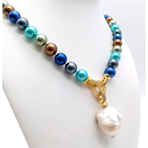 1174 - A Head-Turning Multi-Colour South Sea Pearl Shell Necklace with a Baroque Pearl Pendant. Electrifyin... 