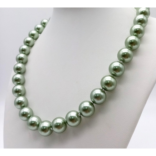 1372 - A Metallic Green South Sea Pearl Shell Bead Necklace. 12mm beads. 42cm length.