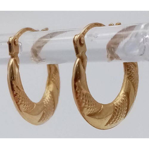 1441 - A Pair of 9K Yellow Gold Creole Small Hoop Earrings. 0.51g