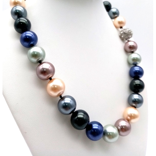 639 - An Eye-Catching Multi-Colour South Sea Pearl Shell Necklace with Fancy Glitterball Clasp. Large 14mm... 