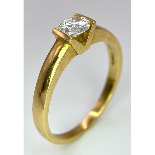 32 - A Vintage 18K Yellow Gold Diamond Solitaire Ring. 0.70ct brilliant round cut diamond. Size S. 4.65g ... 