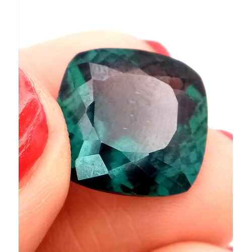 1370 - A 15ct Green Apatite Cushion Cut Gemstone. No visible marks or inclusions. No certificate so as foun... 