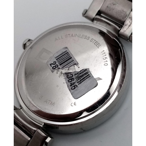 1757 - An Excellent Condition Stainless Steel Quartz Watch by Donna Karen New York (DKNY). 38mm Including C... 