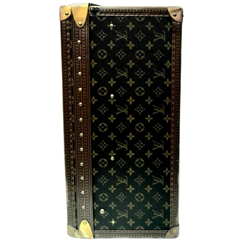 17 - A Louis Vuitton Alzer 80 Monogram Large Sturdy Suitcase/Trunk. Monogram canvas and brown leather ext... 