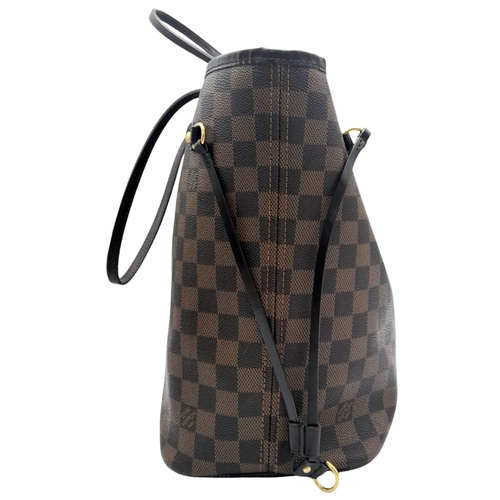 60 - A Louis Vuitton Damier Ebene 'Neverfull' Bag. Leather exterior with gold-toned hardware, two thin le... 