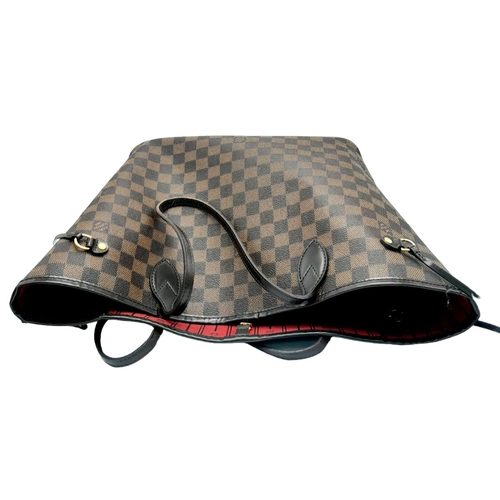 60 - A Louis Vuitton Damier Ebene 'Neverfull' Bag. Leather exterior with gold-toned hardware, two thin le... 